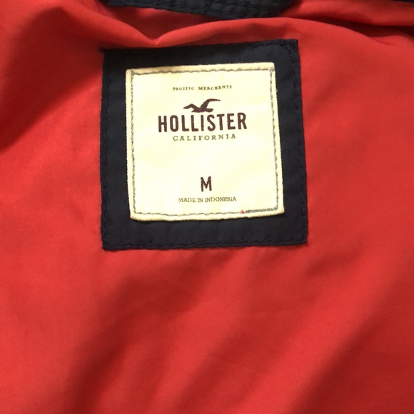 Hollister Navy Blue Puffer Jacket Sz M - Picture 3 of 7